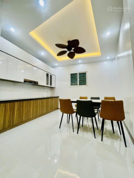 Bán nhà 4 tầng x 28 m2 ở Khương Đình , ngõ nông hai xe máy tránh. Giá 4 tỷ 2.