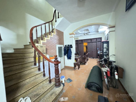 NHÀ TRUNG TÂM ĐỐNG ĐA, SÁT HỒ BA MẪU, 5 TẦNG DÂN XÂY CÒN RẤT ĐẸP, GIÁ YÊU THƯƠNG