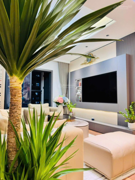 Bán nhanh căn hộ 3n2wc, Diện Tích 130m2, Trục 07, Ban Công Đông Nam đã setup sẵn full nội thất
