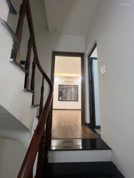 chính chủ bán nhà xây 5 tầng, đường thông, giá nhỉnh 4 tỷ