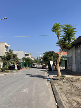 Cần bán đất cột 8 gần bãi tắm Hòn Gai, Hạ Long