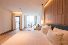 Quá rẻ 2tỷ1 căn hộ 51m2 cách biển 1 bước chân full nội thất sẵn sổ đỏ trung tâm Hạ Long