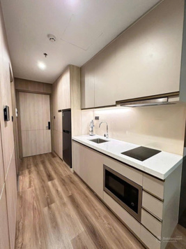 Duy nhất 1 căn studio tầng cao mã 08 view chính biển hướng ĐN đảo rều giá tốt