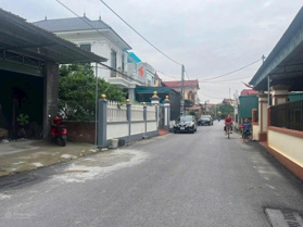 Anh trai gửi bán 100,6m2 đất trục chính CD Quán Trạch, Liên Nghĩa, Văn Giang, Hưng Yên