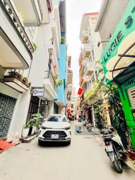 Bán gấp trước Tết toà CCMN ngay sát Đại học Công nghiệp, ô tô vào nhà. 58m x 7T, 0978 996 965