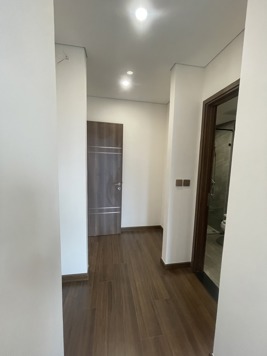 Cần bán căn hộ 2Pn diện tích 70m2 tại dự án Green Diamond 93 Láng Ha. Giá 7,7 tỷ. LH 0865896566