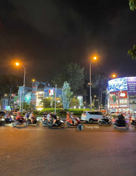 Góc 2mt - Điện Biên Phủ & Lý Thái Tổ Q.10 - DT 13x15m - 169m2 - 3 tầng - HĐT 330tr - giá 65 tỷ