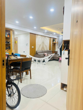 Bán căn hộ Emerald 104m 3PN + 2WC, view nhìn công viên, giá 4 tỷ 5, nội thất đẹp