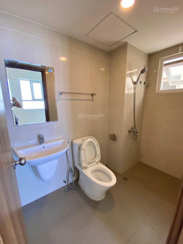 Sổ sẵn mới ra cần bán căn 3PN thương mại 2.8 tỷ