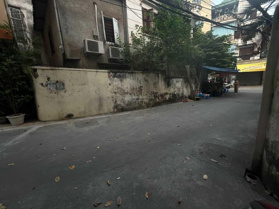 Bán nhà lô góc ngõ 189 Hoàng Hoa Thám 120m2 hướng Đông Nam đẹp