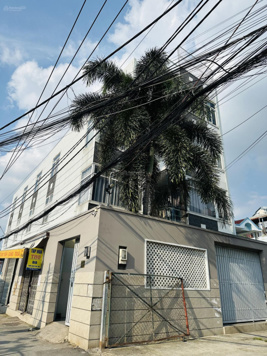 Bán CHDV một nhánh đường Nguyễn Duy Trinh Q2, DT 264.1 giá 25 tỷ có 29 phòng, đang cho thuê khoán ạ
