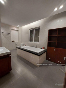 Chính chủ bán nhanh MT Phạm Văn Hai đoạn đẹp. DT: 4X25m, GIÁ 23 TỶ LHE 0971 829 193