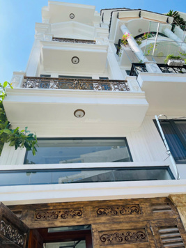 Giảm còn 8.7 Tỷ! HXH 6m Khu Đồng Bộ Dương Quảng Hàm P5 GV (DT 4x14m Cn 54m2) 5 Tầng Mới 100%