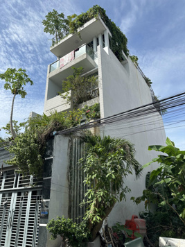 Bán gấp nhà đẹp ngay TT Q9, LVV, chỉ 7.1 tỷ, DT: 5x20m 2MT 1T2L SHR HC vuông vức, đường 8m, TT Q9