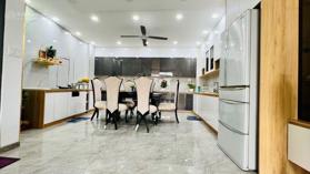 Bán Nhà Ngay VinCom Quận 9 148m2 nhỉnh 7tỷ cho thuê 30tr/tháng