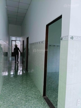 Bán gấp căn nhà cấp 4 đang cho thuê đường Đỗ Văn Dậy, Tân Hiệp, Hóc Môn, 109m2, giá 1 tỷ 8, sổ sẵn