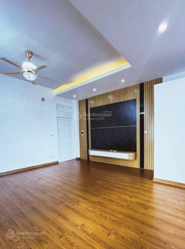 Bán gấp nhà riêng ở Phố Việt Hưng, 7 tỷ, 55m2 hàng hiếm tại Long Biên, Hà Nội