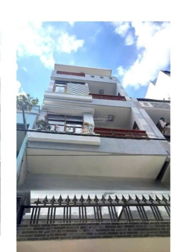 Nhà hẻm 4m, CMT8 - Q10, 4 tầng, 3PN lớn + sân thượng, giá 6,7 tỷ thương lượng tốt