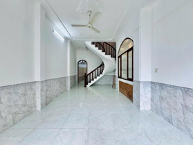 Phạm Văn Chiêu P16, 4,1 x 17m (nở hậu) trệt 2 lầu ST. 4PN 4WC, Tây. Q. Gò Vấp