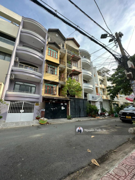 Bán CHDV ngay Nguyễn Gia Trí cạnh ĐH Hutech, 5 tấm + thang máy 11 phòng cao cấp, đường 10m, 50tr/th