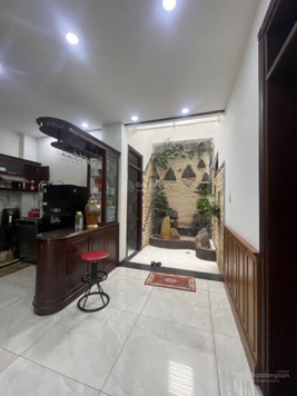 Siêu phẩm villa mặt tiền - gần Nguyễn Sơn - 8.8 x 19m - 155m2 - 4 tầng thang máy - giá 22 tỷ