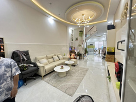 Bán nhà 3 tầng HXH đường Tân Hương, oto ngủ ngon trong nhà, 110m2, nhỉnh 10tỷ còn TL mạnh