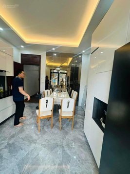 Siêu vip, mới nhà Phương Canh, 35m2, 5 tầng, lô góc, full NT cao cấp, ô tô tránh, view thoáng