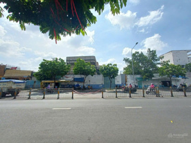 Bán Nhà Góc 2 MT Đường Lũy Bán Bích Quận Tân Phú DT: 20m x 55m, CTXD 2 Hầm 19 Tầng. Giá 150 tỷ