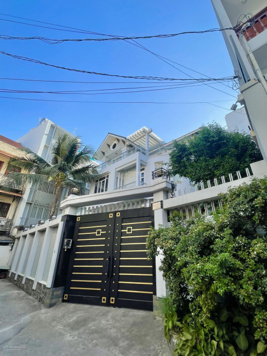 Bán nhà Nguyễn Văn Thương P25 Quận Bình Thạnh 6x16m giá 15 tỷ 5 TL hẻm 2 oto thông. LH: 0982 297 698