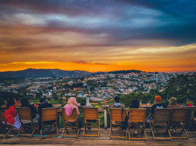 Bán tòa nhà MT đường Trường Sơn Phường 2 Quận Tân Bình: 10 x 30m, hầm 9 tầng. HĐ 500triệu. 130 tỷ