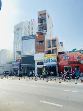 Hot! Bán gấp mặt tiền Ung Văn Khiêm - diện tích: 9,6x40m - CN: 300m2 - CTXD: 1H 7T giá 50 tỷ TL