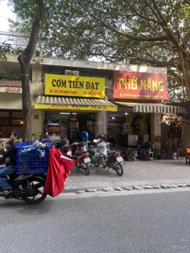 Cho thuê nhà tại Nguyễn Thị Định - Thanh Xuân làm hàng ăn.Diện tích 60m2 x 4 tầng, mặt tiền 4,5m