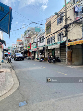 Bán nhà C4 bề ngang 5m tiện xây mới hầm 7 tầng, hẻm lớn kinh doanh tốt gần trường Hutech