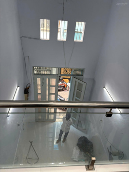 Cho thuê nhà đường Sư Vạn Hạnh, Phường 9, Quận 5