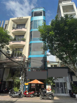 Sang nhượng nhà hàng đang hoạt động - vị trí vàng Quận 4