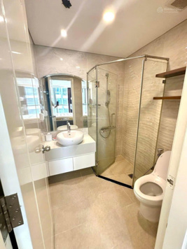 Hạ giá bán rất gấp căn hộ 1 PN Vinhomes Central Park, sở hữu vĩnh viễn, nội thất cao cấp