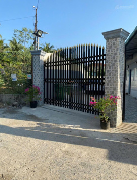 Bán gấp nhà 750m2 Thủ Đức - 4 căn cấp 4 liền kề, 15 phòng trọ - đầu tư để sinh lời siêu tiềm năng