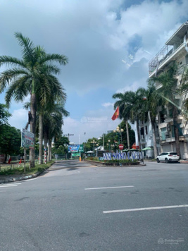 CẦN BÁN LÔ ĐẤT VIEW SÔNG LẠCH TRAY
