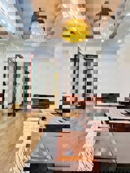 Bán nhà phố Doãn Kế Thiện 5 tầng, mặt tiền 4m, diện tích 66m2