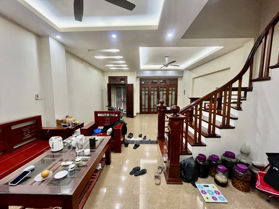 Nhà Phân Lô Tam Trinh, Mặt Tiền Đẹp - 90m², 4 Tầng, Gara Ô Tô, Kinh Doanh Đỉnh - Giá 31.5 Tỷ! 90M2