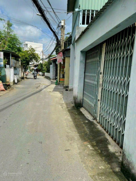 Ngộp giảm nhanh 4,1 tỷ còn 3tỷ850tr, nhà 2 tầng 54m2 sàn 80m2 hẻm xe hơi ngủ trong nhà, TNPB, Q9