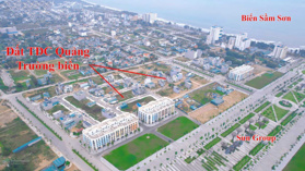Bán gấp lô đất khu quảng trường, cách biển Sầm Sơn 300m, giá 37.5tr/m2 cam kết rẻ nhất thị trường