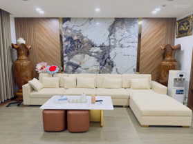 Phân lô tái định cư Long Biên 60m2 x 6 tầng thang máy nhập khẩu, nội thất cao cấp, vỉa hè rộng