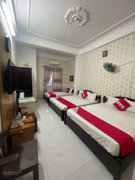 Khách sạn 6 tầng - view bờ sông Hàn, vị trí cực đẹp. Doanh thu bình quân 150tr/tháng