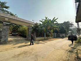 Em đang có lô đất cực kỳ đẹp - nằm ở vị trí Vip mà giá chỉ vài triệu 1 mét thôi ạ