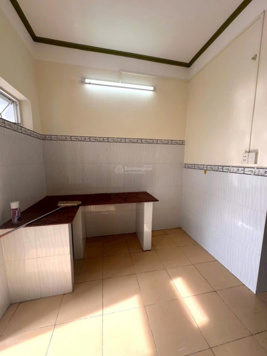 Bán căn hộ 50m2 chung cư Hưng Phú giá tốt 1,2 tỷ - view Lý Thái Tổ - tặng 01 máy lạnh