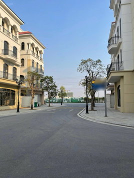 Chuyển nhượng biệt thự liền kề Chà Là 63m2, đơn giá 112tr/tháng, phát sinh dòng tiền 24tr/tháng