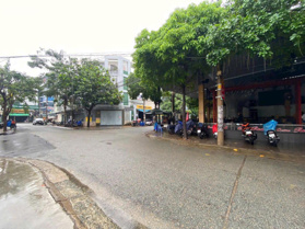 Bds HVL nc cần bán lô biệt thự KDC Nam Hoà 8x20m trục chính cách Đỗ Xuân Hợp 5p đi bộ