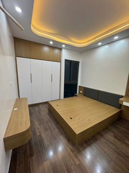 Nhà 6 Tầng Trung Tâm Cầu Giấy - Ô Tô Vào Nhà, Kinh Doanh Sầm Uất - Giá Chỉ 15.9 Tỷ! 46M2