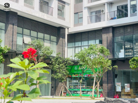 Cần bán căn shophouse chân đế Bình Minh Garden thông tầng sổ lâu dài giá 8.65 tỷ, bàn giao luôn